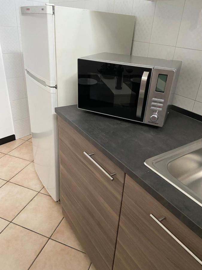 Be Happy Apartment โมโนโปลี ภายนอก รูปภาพ